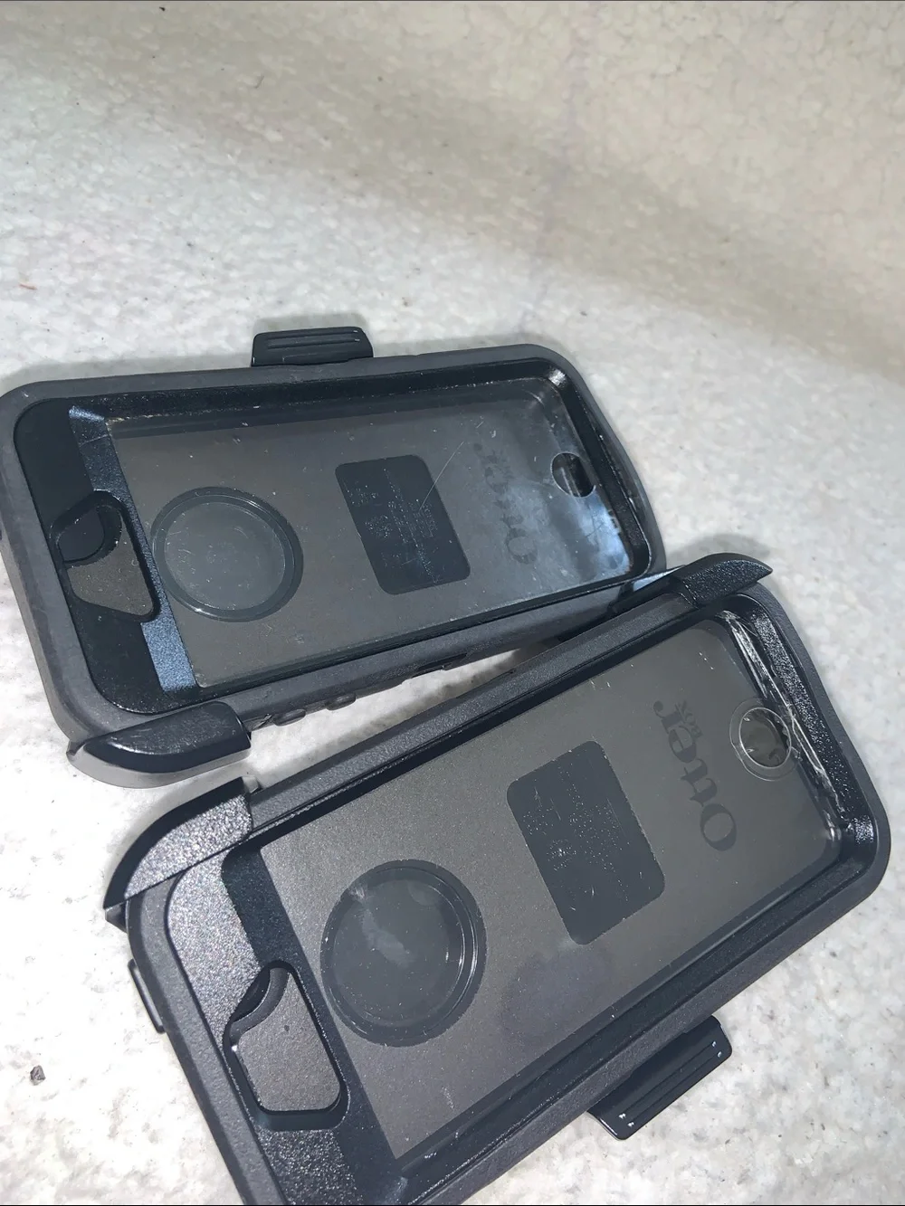 2 OtterBox Black Rugged Defender Case with Belt Clip Holster
